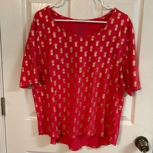 Chico’s size 3 NWOT tee